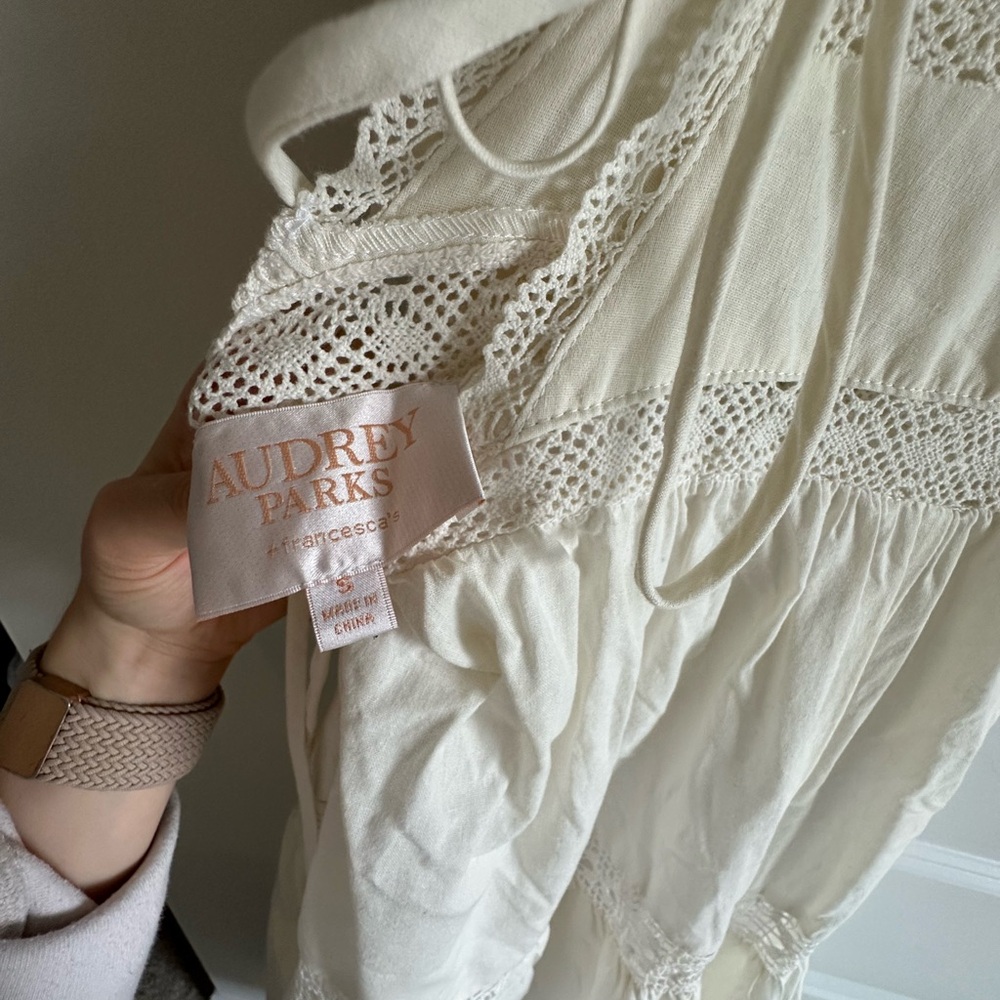 Francesca's Collections White Maxi Dress - Picture 3 of 3